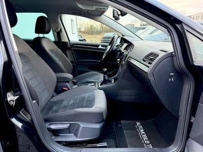 VW Golf Golf 7 Lim. Highline 1.4 TSI /NAVI/LED/PDC/ (2016) - Photo 12