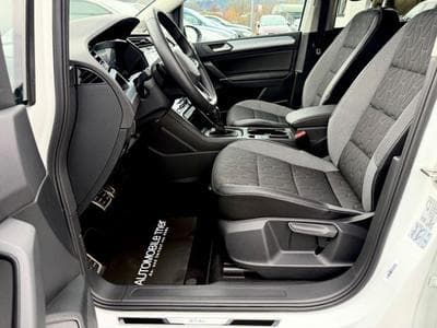 VW Touran Touran 2.0 TDI DSG /7.SITZER/LED/ACC/AHK/CAM/ (2025) - Foto 9