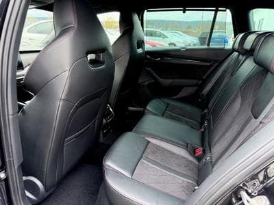 Skoda Octavia Octavia Combi RS 2.0 TDI DSG /LED/ACC/CAM/HUD/ (2022) - Foto 15