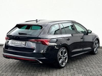 Skoda Octavia Octavia Combi RS 2.0 TDI DSG /LED/ACC/CAM/HUD/ (2022) - Foto 5