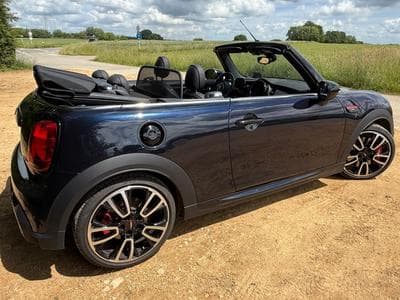 Mini Cabrio Cooper John Cooper Works (2022) - Photo 1