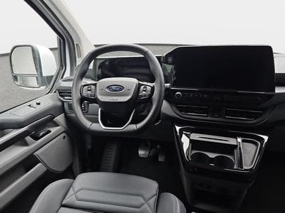 Ford Tourneo 2.0 TDCI ECOBLUE 170 L1 Titanium X (2026) - Photo 7