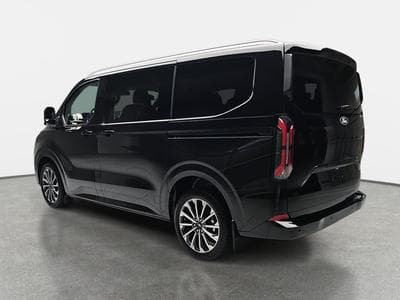 Ford Tourneo 2.0 TDCI ECOBLUE 170 L1 Titanium X (2026) - Photo 5