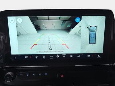 Ford Tourneo 2.0 TDCI ECOBLUE 170 L1 Titanium X (2026) - Foto 9