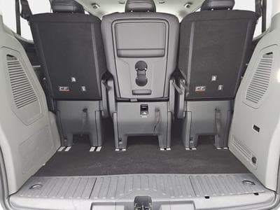 Ford Tourneo 2.0 TDCI ECOBLUE 170 L1 Titanium X (2026) - Photo 12