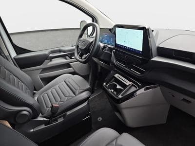 Ford Tourneo 2.0 TDCI ECOBLUE 170 L1 Titanium X (2026) - Foto 14