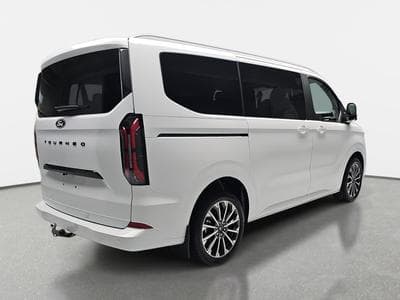 Ford Tourneo 2.0 TDCI ECOBLUE 170 L1 Titanium X (2026) - Photo 3