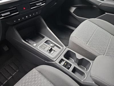 Ford Tourneo 1.5 EB PHEV Auto 150 Grand Titanium (2025) - Photo 11