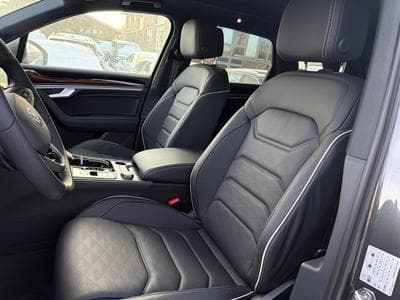 VW Touareg R FINAL EDITION (2026) - Photo 6