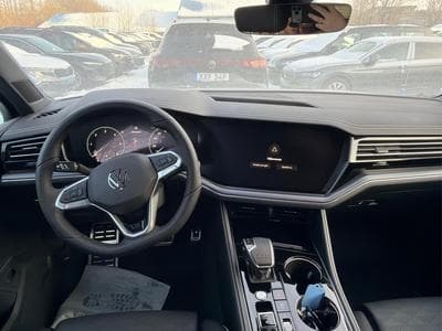 VW Touareg R FINAL EDITION (2026) - Photo 9