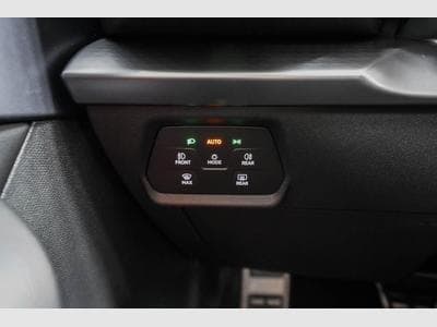 Cupra Formentor 1,5 eTSI DSG (2025) - Photo 12