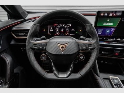 Cupra Formentor 1,5 eTSI DSG (2025) - Photo 9