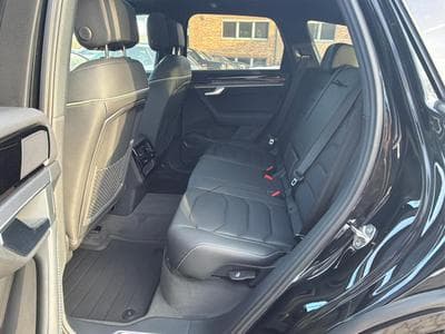 VW Touareg R FINAL EDITION (2026) - Photo 8