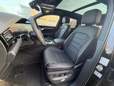 VW Touareg R FINAL EDITION (2026) - Photo 6