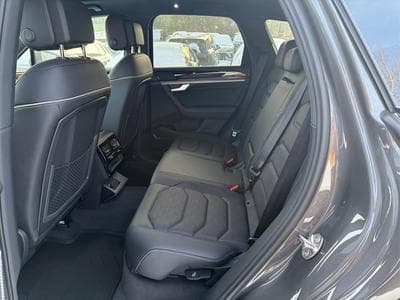 VW Touareg R FINAL EDITION (2026) - Photo 8