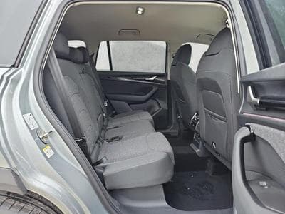 Skoda Kodiaq 1.5 TSI iV 150 kW Selection (2025) - Photo 13