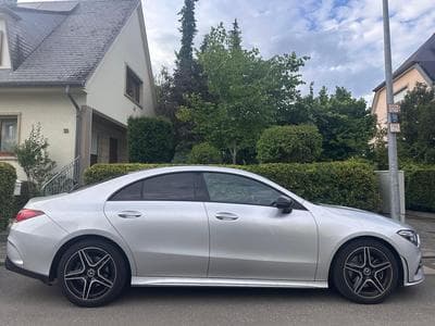 Mercedes CLA 200 AMG (2023) - Foto 1