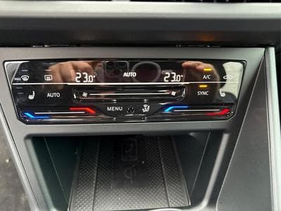 VW Taigo R Line 1.0 (2024) - Photo 8