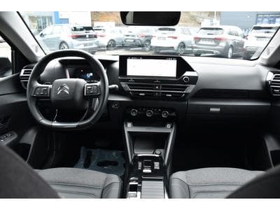 Citroën C4 1.2 PureTech 130 EAT8 MAX CUIR ACC SIDE HUD CAM360 1° MAIN (2024) - Photo 9