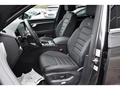 VW Touareg 3.0 TDI 4Motion R-Line Tip. SUSP PNEU PANO CUIR MEMO CHFF AD (2025) - Photo 5