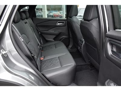 Nissan Qashqai 1.3 DIG-T MHEV Tekna Xtronic CUIR MEMO BOSE PANO NEUF (2026) - Photo 8