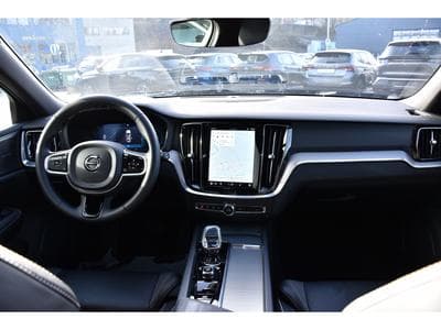 Volvo V60 2.0 B4 Plus Dark Geartronic CUIR MEMO PANO CAM360 HARMAN 1°M (2025) - Photo 10