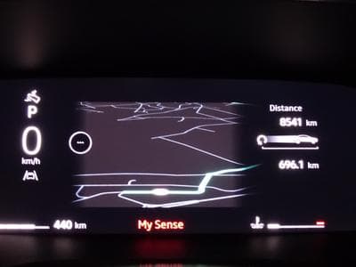 Renault Arkana TECHNO Mild Hybrid 140 EDC (2025) - Photo 15