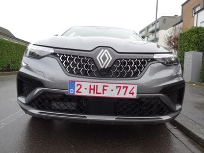 Renault Arkana TECHNO Mild Hybrid 140 EDC (2025) - Photo 3