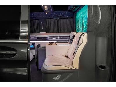 Mercedes V 300 V300 D VIP LANG MAYBACH/PANO/*FULL* (2025) - Photo 12