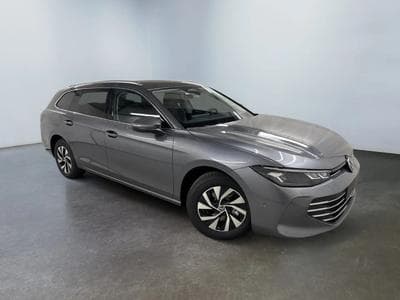VW Passat Variant Business 2.0 TDI DSG7 110kW-150CV - Attelage - (2026) - Photo 1