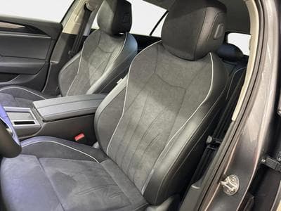 VW Passat Variant Business 2.0 TDI DSG7 110kW-150CV - Attelage - (2026) - Photo 9