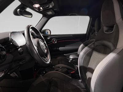 MINI Cooper 2.0 ESSENCE (2023) - Photo 4