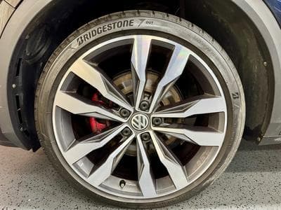 VW T-Roc T-Roc 2.0 TSi 190cv Auto 4x4 R-LINE extérieur (2019) - Photo 3