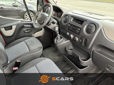 Renault Master 2.3 Dci L2H2 9 places 145CV (2017) - Foto 9