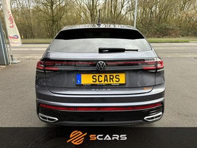 VW Taigo R-Line 1.0 Tsi DSG 110cv (2022) - Foto 5