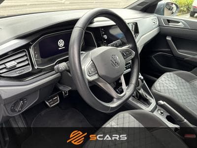 VW Taigo R-Line 1.0 Tsi DSG 110cv (2022) - Foto 9