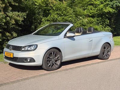 VW Eos Executive (2012) - Photo 1