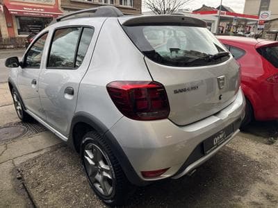 Dacia Sandero Stepway 1.5 Dci -Klima-Navi-Led-1Hand- (2017) - Foto 4