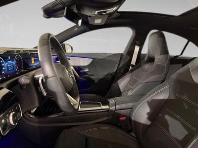 Mercedes CLA 200 1.3 HYBRID ESSENCE (2025) - Foto 4