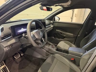 VW T-Roc R-Line 1.5 eTSI 110KW-150CV DSG7 *** New Model - 2026 *** (2026) - Photo 5