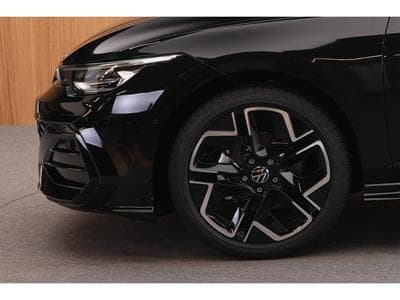 VW Golf R-Line 1.5 eTSI 110KW-150CV DSG7 - (2026) - Photo 11