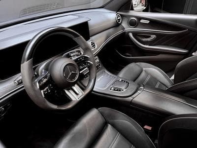 Mercedes E 63 AMG S 4.0 V8 4MATIC+ Sedan (2022) - Photo 13