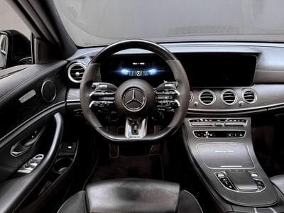 Mercedes E 63 AMG S 4.0 V8 4MATIC+ Sedan (2022) - Photo 9