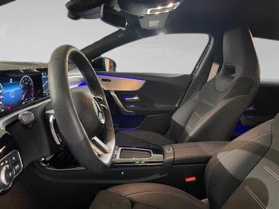 Mercedes A 200 1.3 hatchback AMG NIGHT EDITION (2025) - Foto 4