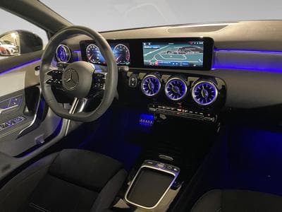 Mercedes A 200 1.3 hatchback AMG NIGHT EDITION (2025) - Foto 7