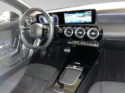 Mercedes A 200 1.3 hatchback AMG EDITION (2025) - Photo 8