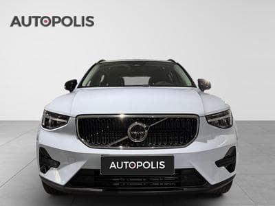 Volvo XC40 B3 HYBDRIDE ULTIMATE PLUS DARK (2024) - Photo 15