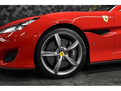 Ferrari Portofino ROSSO CORSA (2018) - Photo 11