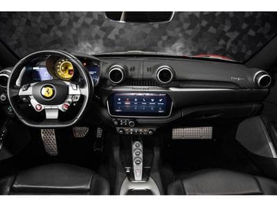 Ferrari Portofino ROSSO CORSA (2018) - Photo 12