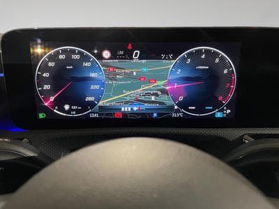 Mercedes A 200 1.3 hatchback AMG EDITION (2025) - Photo 2